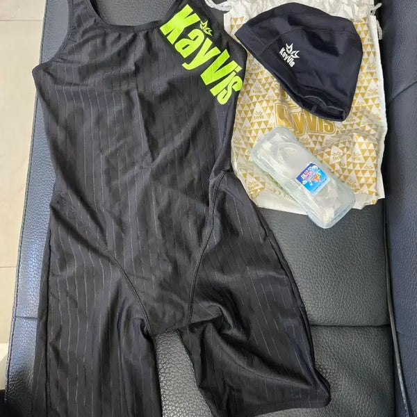 [BUNJANG] Kayvis Swimsuit Set with Cap and Goggles / Kayvis 수영복 세트 (수영모, 고글 포함)
