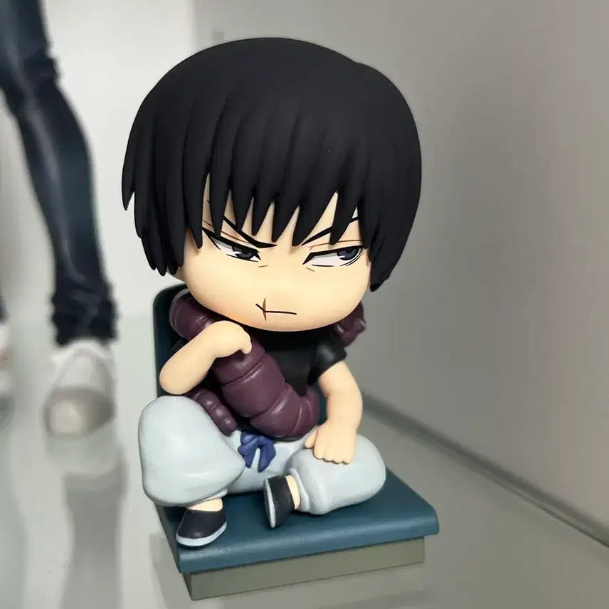 [BUNJANG] Jujutsu Kaisen All Sitting Figure Toji / 주술회전 모두앉아 시팅 피규어 토우지