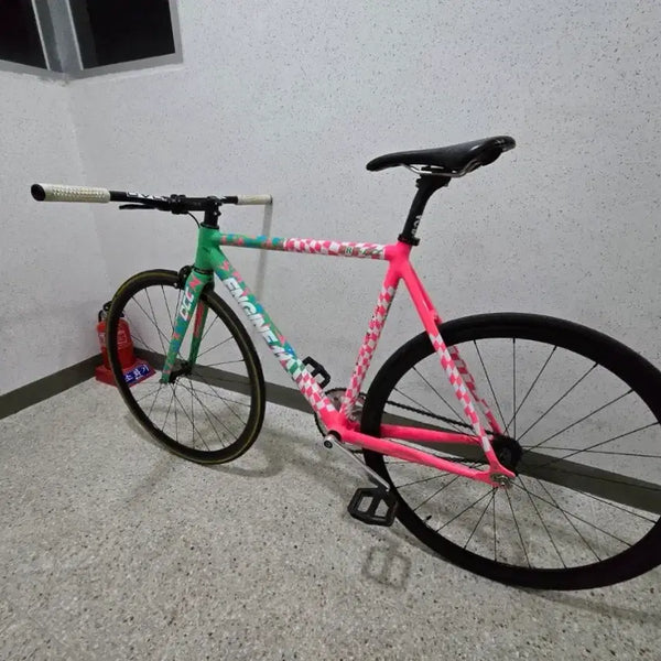 [BUNJANG] Engine11 DCC Old Model Track Bike Frame - Minor Scratches, Signed / 엔진11 doc 구형