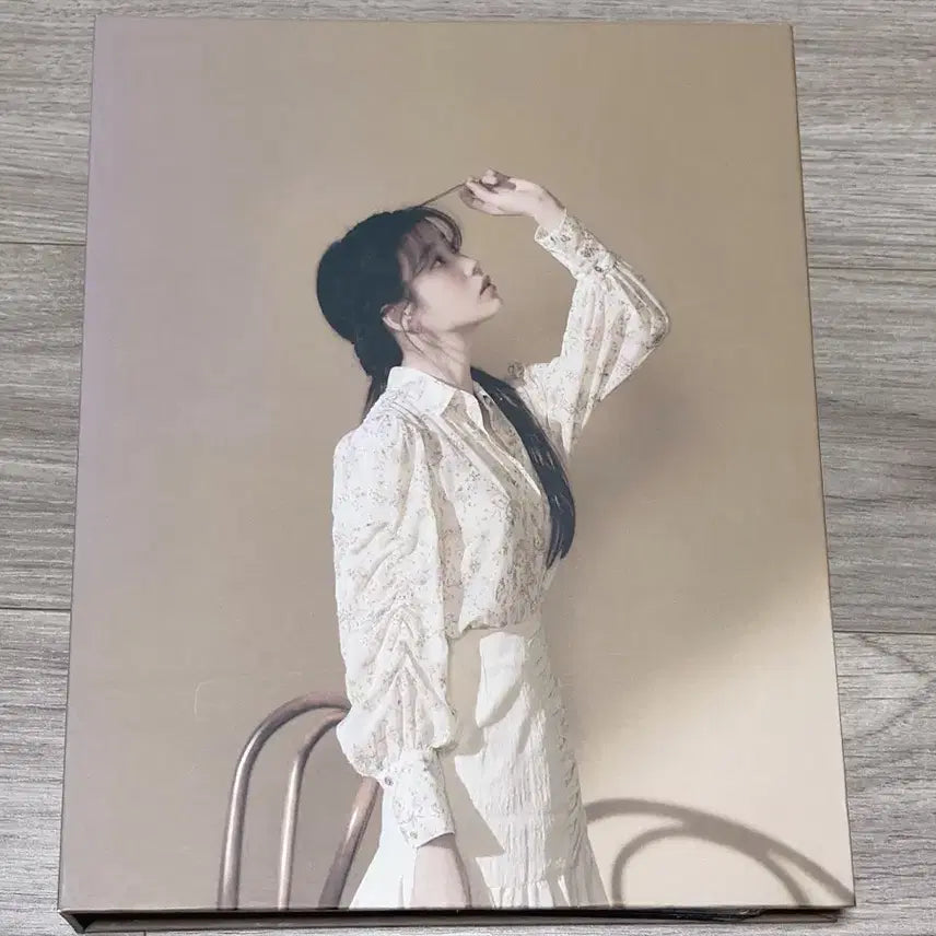 [BUNJANG] IU April Binder / 아이유 에이프릴 바인더