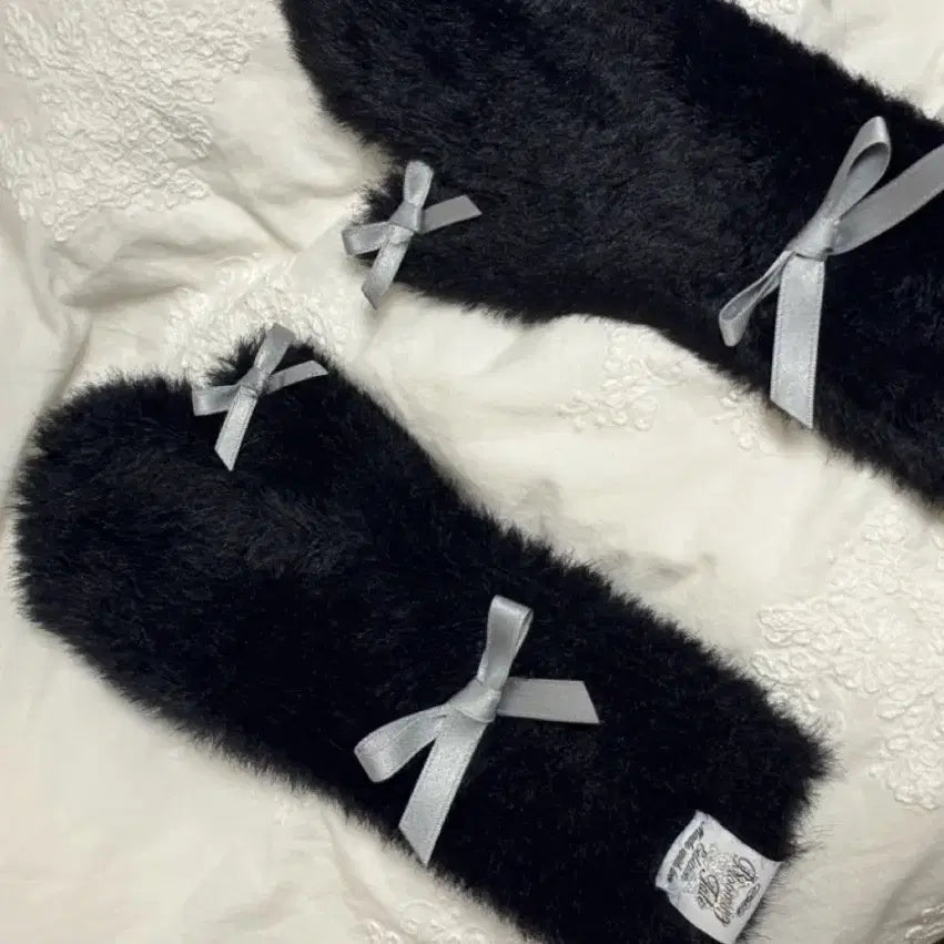 [BUNJANG] Bloomingtale Angora Gloves Black / Bloomingtale 검정 앙고라 장갑 블루밍테일