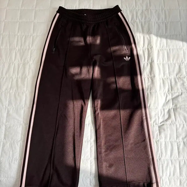 [BUNJANG] Adidas Classic Track Pants Aura Coffee Sand Pink KD3749 / 아디다스 클래식 트랙 팬츠 아우라커피 샌드핑크 KD3749