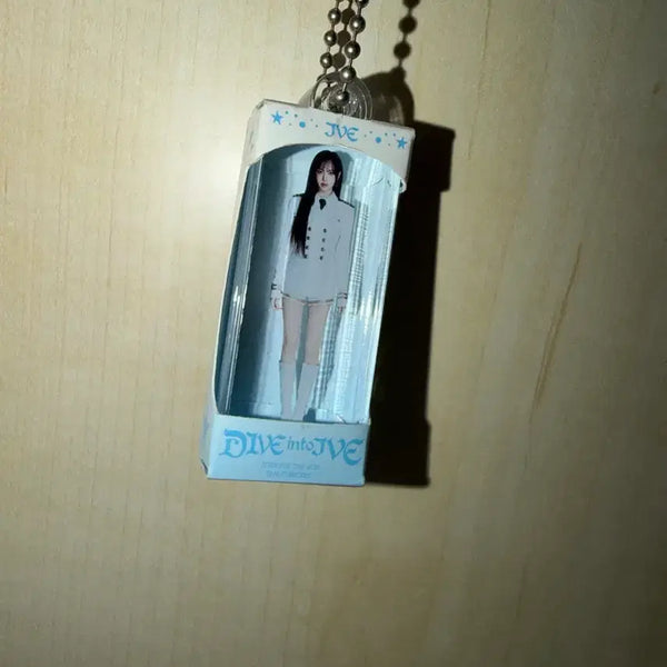 [BUNJANG] IVE Liz Acrylic Stand 'Dive Into IVE' Limited Edition / 리즈 아크릴 스탠드