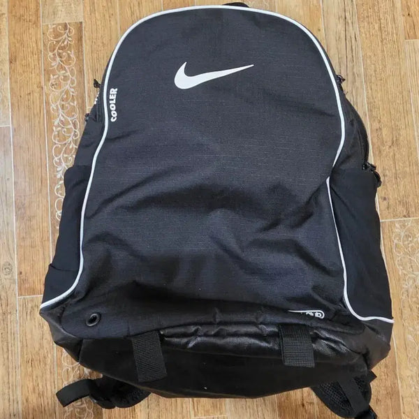 [BUNJANG] Nike Track Club Backpack / 나이키 트랙클럽 백팩
