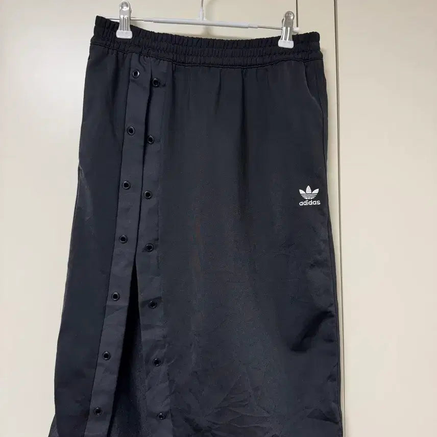 [BUNJANG] Adidas Adibreak Snap Long Skirt / 아디다스 아디브레이크 스냅 롱스커트