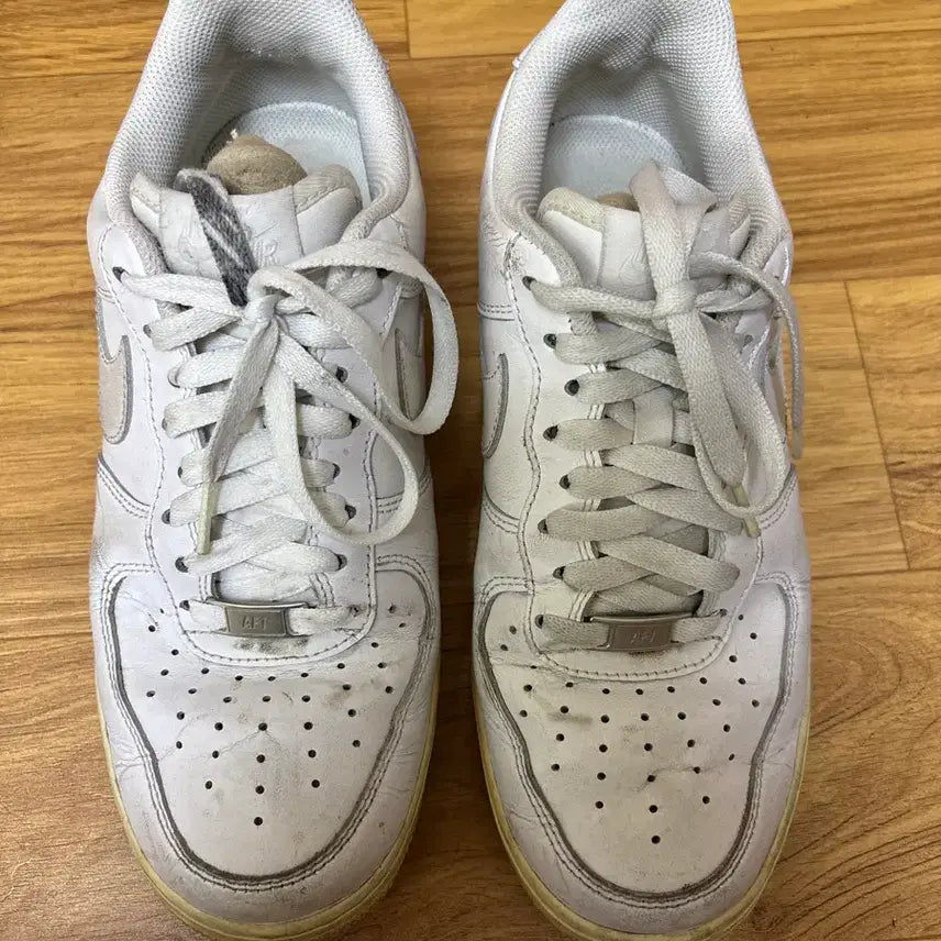 [BUNJANG] Nike Air Force 1 White Sneakers / [당일 배송] 나이키 에어포스 1 화이트 255