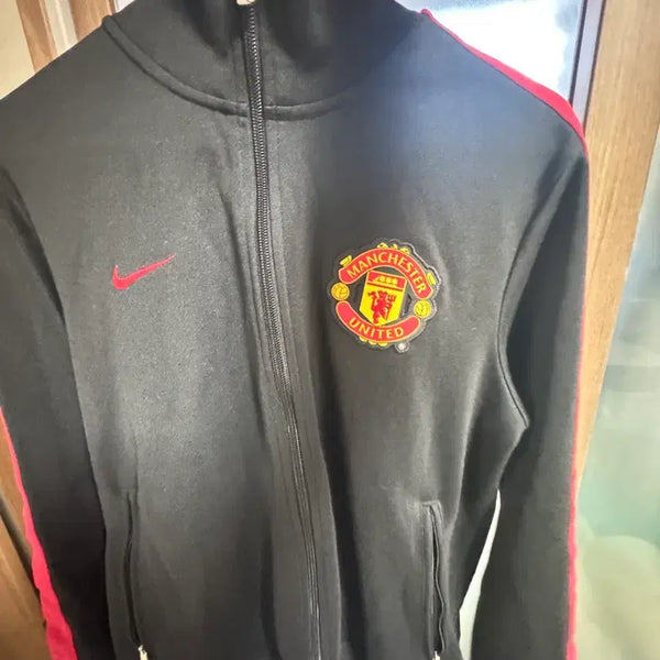 [BUNJANG] Nike Manchester United Track Top - Red/Black - L / 나이키 맨체스터 유나이티드 트랙탑 검빨 급처 L 오늘안에 구매하시면 네고 해드립니다