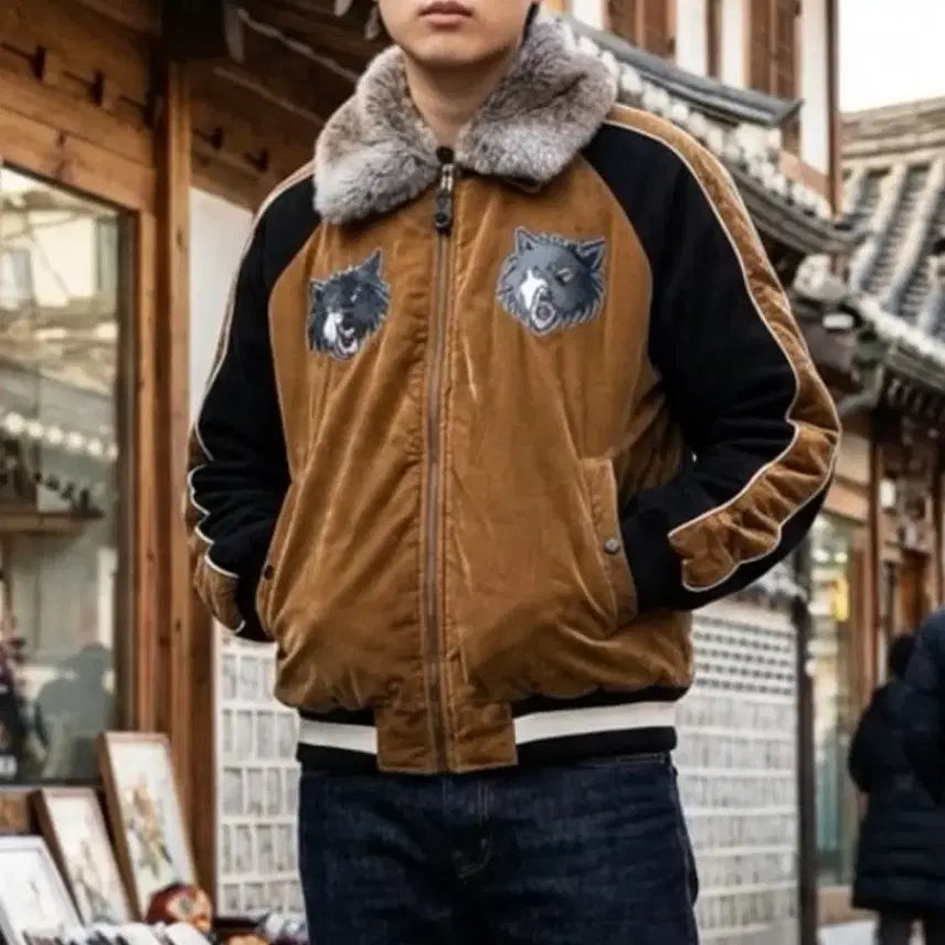 [BUNJANG] NBA Minnesota Timberwolves Rabbit Fur Trim Velvet Jacket / NBA 미네소타 팀버울프스 벨벳 자켓