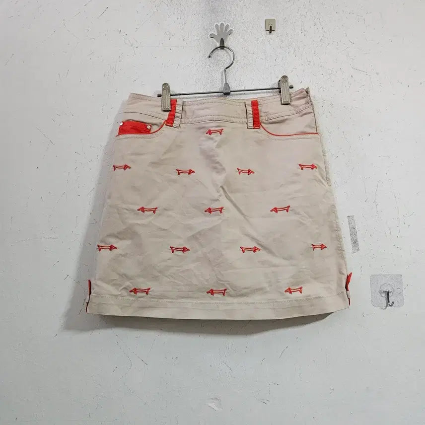 [BUNJANG] Louis Castel Embroidered Skirt Pants / 루이카스텔치마바지자수 스커트