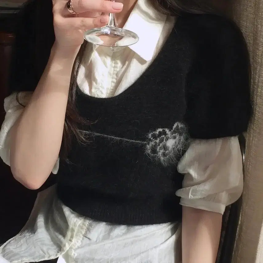 [BUNJANG] Yoonseulshop Camellia Knit Top / 윤슬샵 yoonseulshop 카멜리아 니트 탑 Camellia knit top