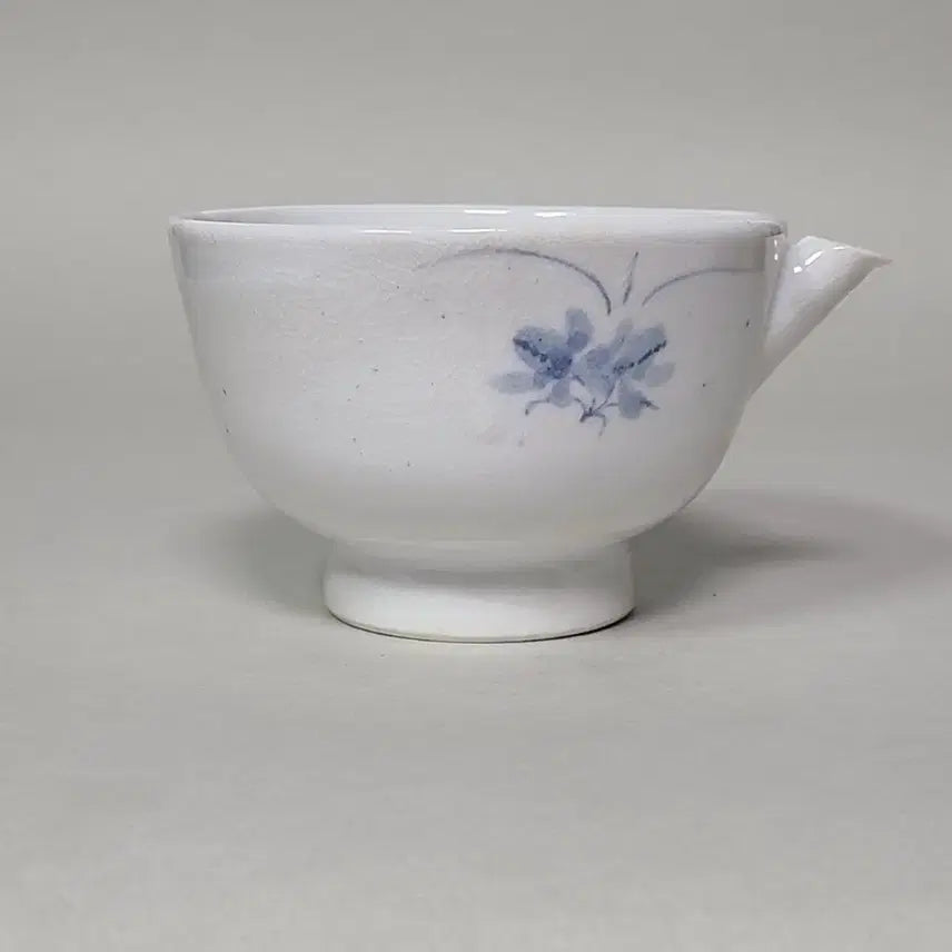 [BUNJANG] Jo Il-yo Jeong Jae-hyo White Porcelain Suk-u / 조일요 정재효샘 백자 숙우