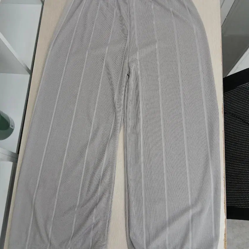 [BUNJANG] Wrinkled Wide Pants Free Size / 새거)주름 통바지,프리. 택있음