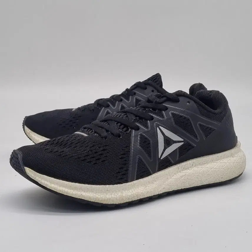 [BUNJANG] Reebok Forever Women's Running Shoes 235 / zz 리복 포에버 여성운동화235