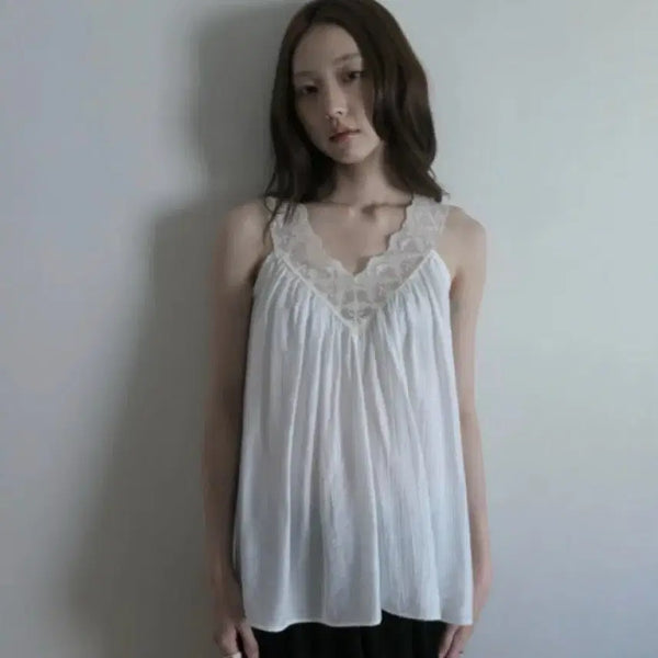 [BUNJANG] Sage Blue Verona Sleeveless White / 새상품) 세이지블루 verona sleeveless white