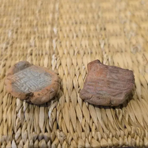 [BUNJANG] Set of 2 Antique Sealing Wafers for Letters / 민속품 간찰등을 봉할때 사용하던 봉니 2점