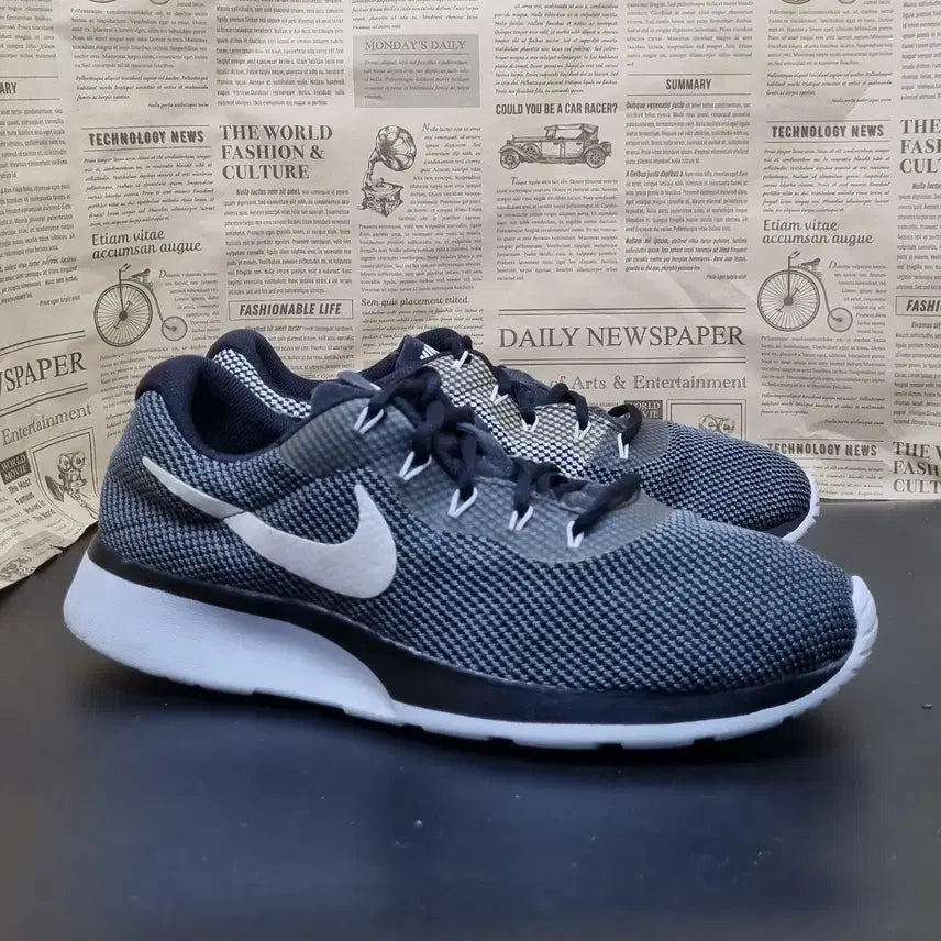 [BUNJANG] Nike Tanjun Racer Black Sneakers / 나이키 탄준 레이서 블랙 운동화 285