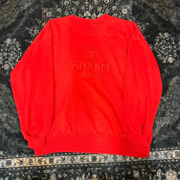 [BUNJANG] Chanel Embossed Logo Sweatshirt Red / 샤넬 맨투맨 엠보 로고 레드