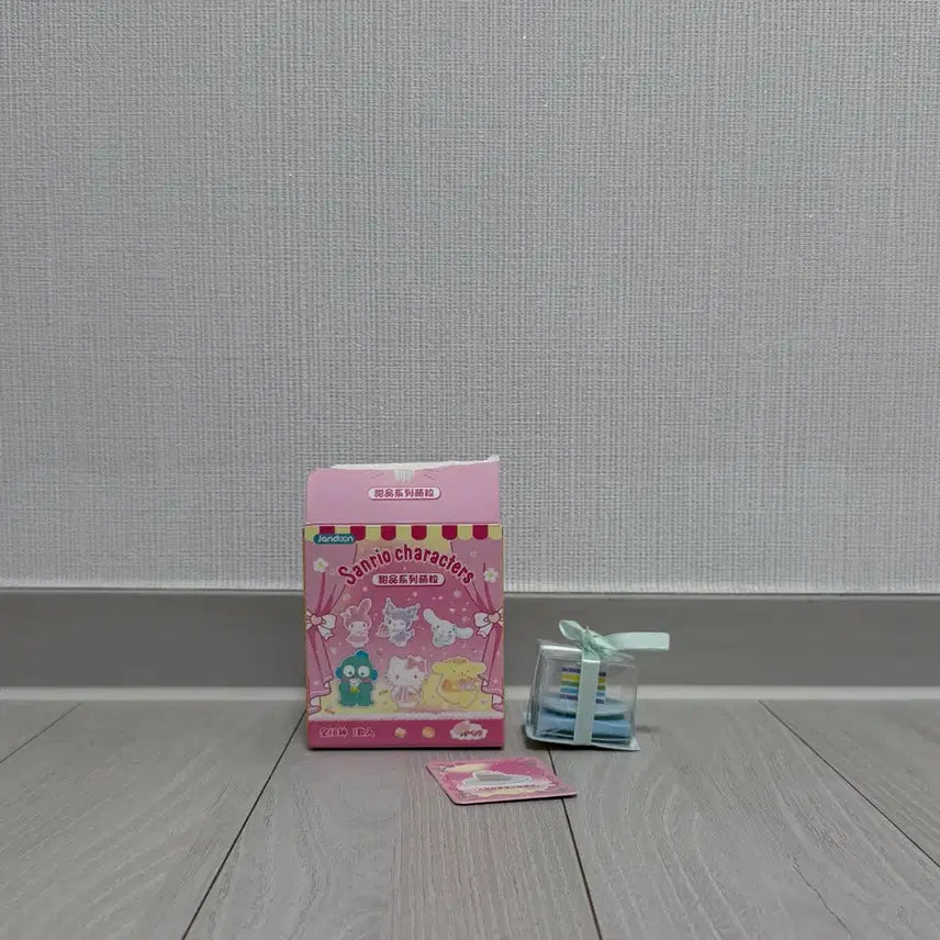 [BUNJANG] Sanrio Characters Cake Figurines / 산리오 캐릭터즈 케이크 피규어