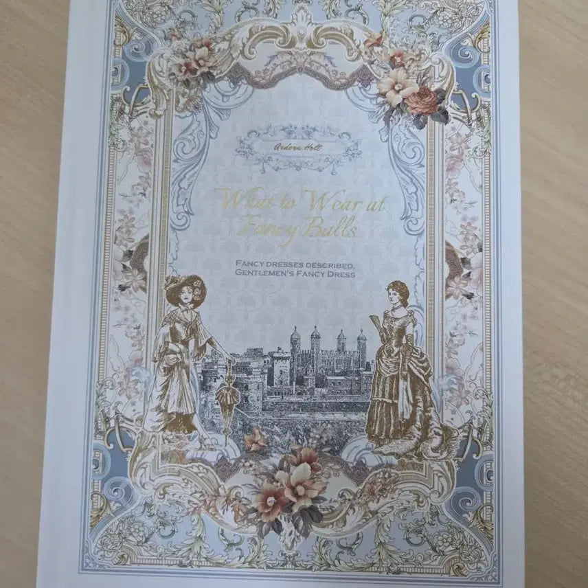 [BUNJANG] 19th Century Duchess Masquerade Ball Costume Research Book / 로판 웹소설 자료-19세기 공작부인 등 가장무도회옷