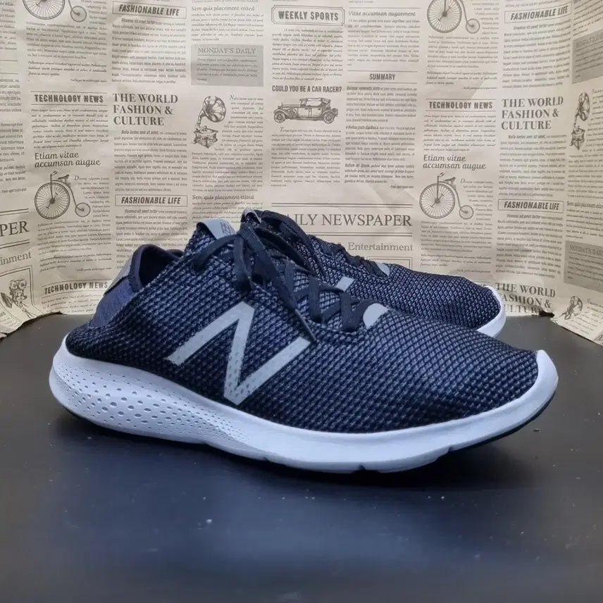 [BUNJANG] New Balance Coast Sneaker Shoes / 뉴발란스 바지코스트 운동화 285