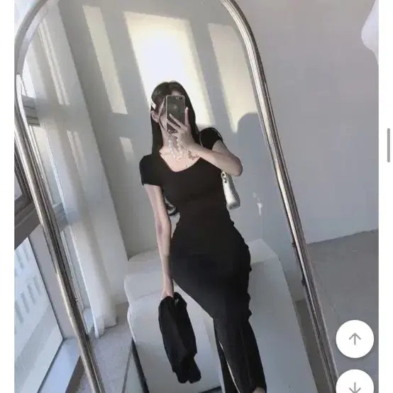 [BUNJANG] Black V-Neck Slim Fit Long Dress / 검정색 브이넥 슬림핏 원피스