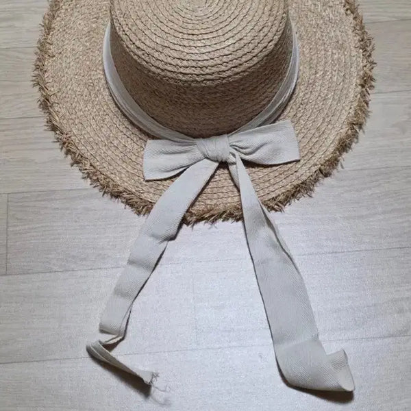 [BUNJANG] Women's Summer Straw Hat - Beige with Ribbon Detail / [새상품] 여성 여름 밀짚모자 베이지 리본