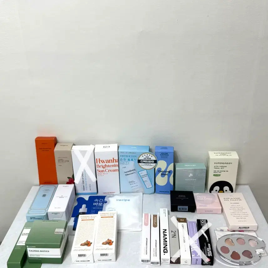 [BUNJANG] Assorted Skincare and Makeup Products - Sunscreen, Cream, Toner, Eyeshadow / ₩3,900~ [특가세일] 선크림 앰플 크림 색조 치크 블러셔 아이섀도우 토너