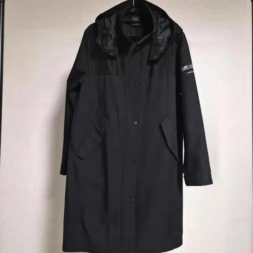 [BUNJANG] Skechers Women's Waterproof Hooded Coat Size 105 / 스케쳐스 여성 방수 후드 코트 105