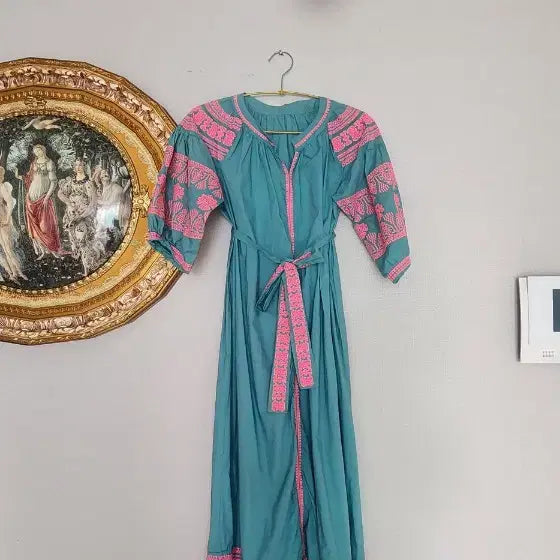 [BUNJANG] Bohemian Vintage Embroidered Long Dress / 컬러감 아주 이쁜 보헤미안 빈티지 자수 롱 원피스 임신복 임산부 등원룩 태교여행룩
