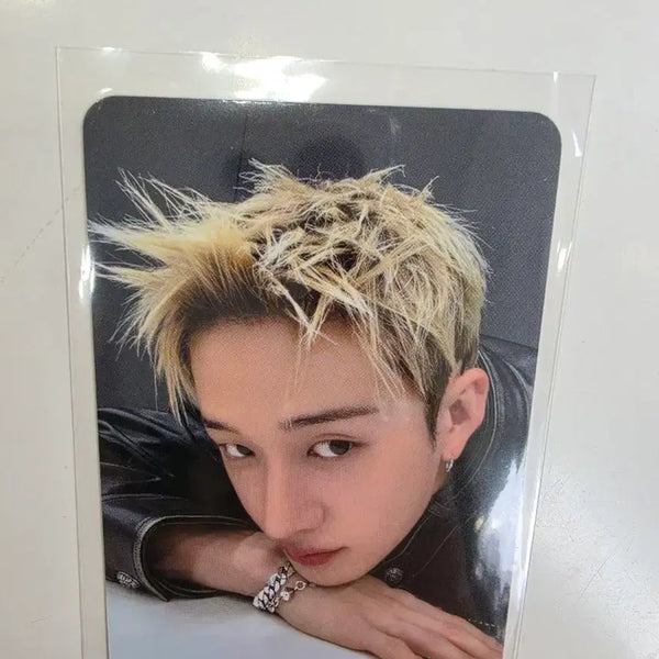 [BUNJANG] Stray Kids Bang Chan Wolf Chan This & That Popup Lucky Draw Photocard / 스트레이키즈 this&that 2주차 팝업 3만원 특전 포카 방찬 울프찬