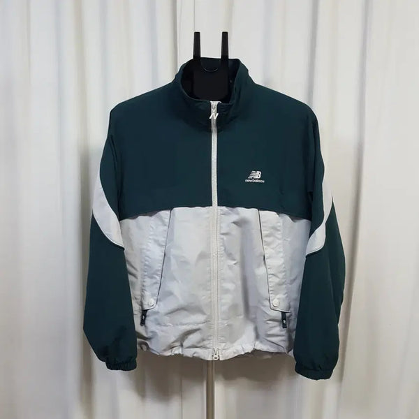 [BUNJANG] New Balance Men's Color-Block Windbreaker Jacket Green (Size 95) / 23년 뉴발란스 남성 배색 바람막이 자켓 후드없음 그린 95 오일장