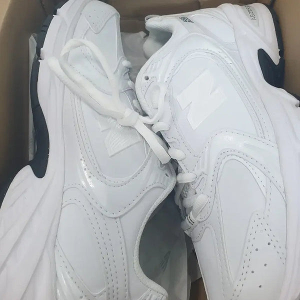 [BUNJANG] New Balance MR530ONW Sneakers / 뉴발란스 MR530ONW   240