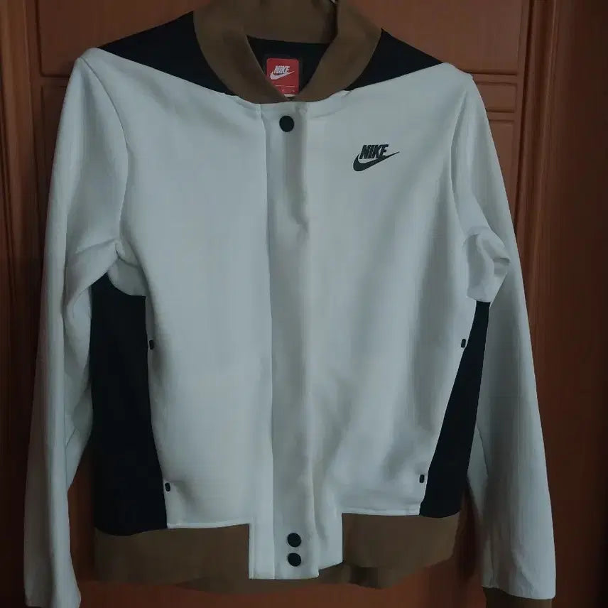 [BUNJANG] Nike Zip-Up Jumper White & Black / 나이키 집업 점퍼 화이트&블랙