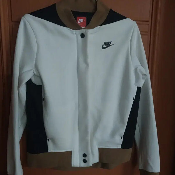 [BUNJANG] Nike Zip-Up Jumper White & Black / 나이키 집업 점퍼 화이트&블랙
