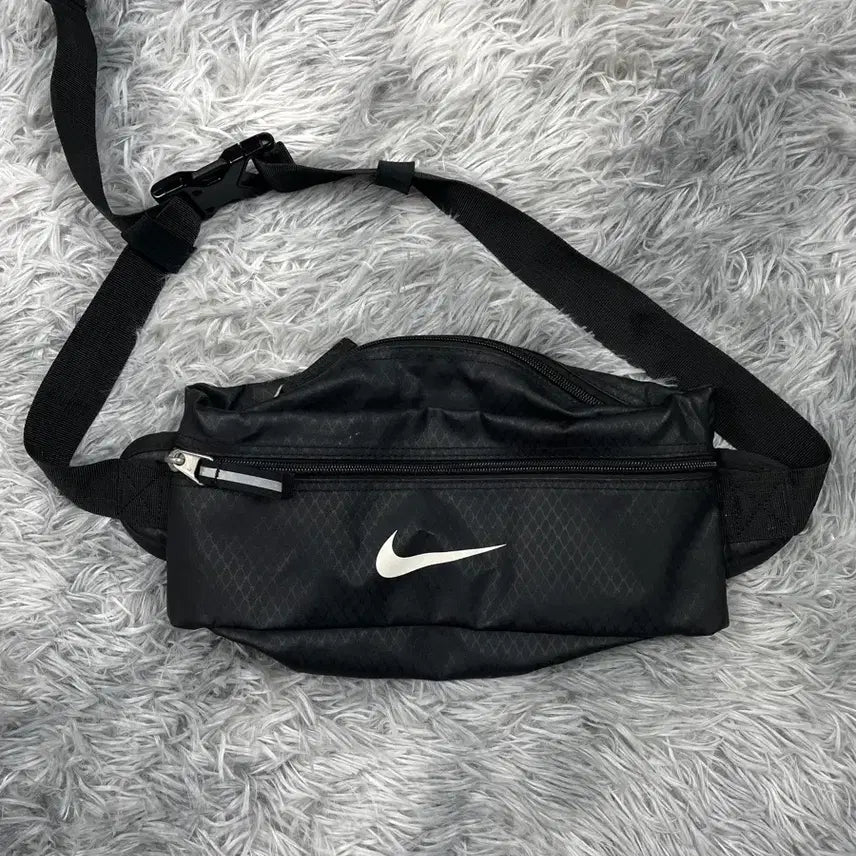 [BUNJANG] Nike Team Swoosh Sling Waist Hip Bag / 나이키 팀 스우시 슬랭 웨이스트 힙색y 6723