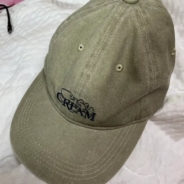 [BUNJANG] Basecream Khaki Stitch Baseball Cap / 베이스크림 모자