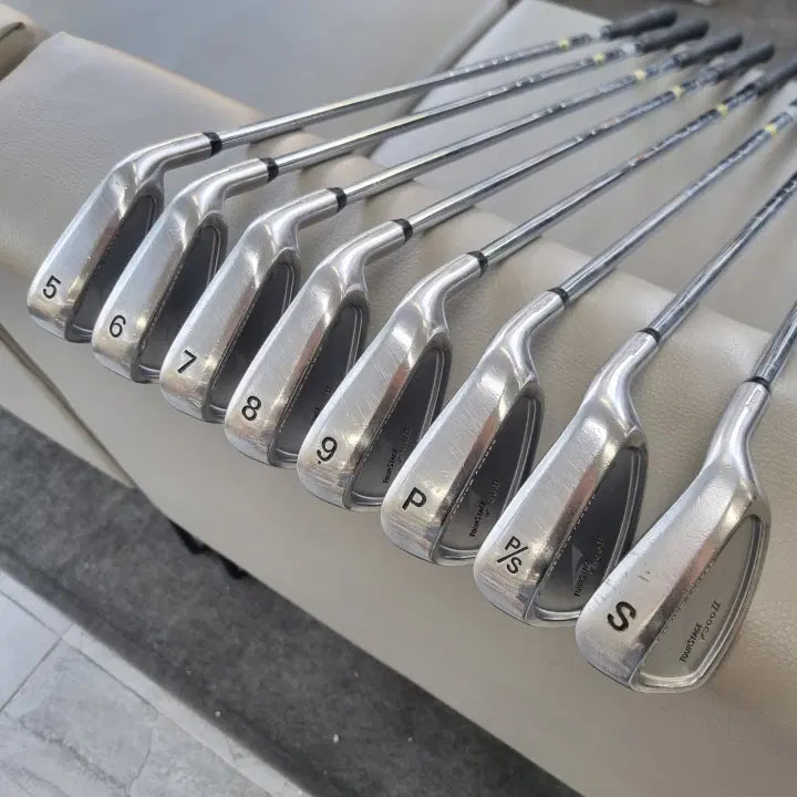 [BUNJANG] Bridgestone V300 Mark II Iron Set (5-9, P, 50, 56) / 브릿지스톤 V300 2세대 8I 5~9P5056 950 R 아이언세트