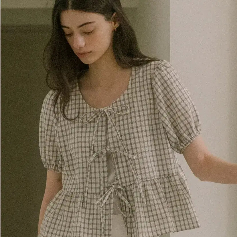 [BUNJANG] TILLIDIE Ribbon Blouse Ivory & Black Size S / (실착없음)틸아이다이 리본 블라우스 S