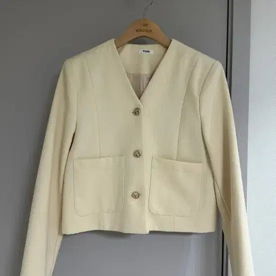 [BUNJANG] Light Yellow Tweed V-Neck Jacket / 예쁜 트위드 자켓 판매합니다!