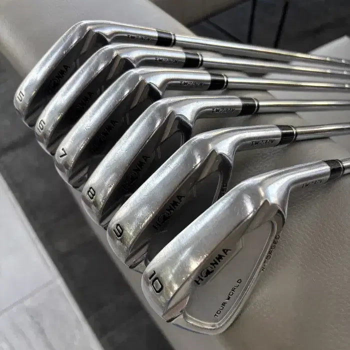 [BUNJANG] Honma TW737V 6-Iron Set (5-9P) AMT S200 / 인기  혼마 TW737V 6I 5~9P AMT S200 아이언세트
