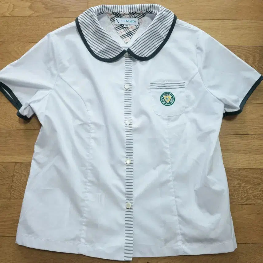 [BUNJANG] Incheon Buil Girls' Middle School Summer Uniform Blouse / 예쁜 여자교복 하복 블라우스단품(97, 폐, 인천부일여중)
