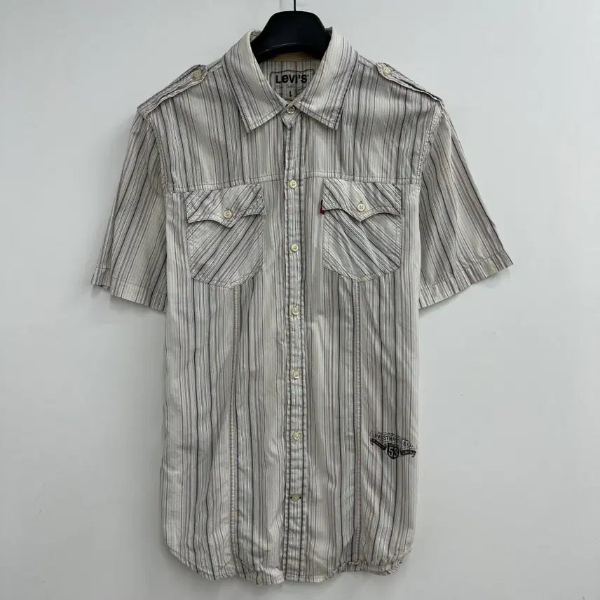 [BUNJANG] Levi's Men's Shoulder Patch Military Short-Sleeve Shirt / 100 리바이스 남자 견장 밀리터리 반팔 셔츠