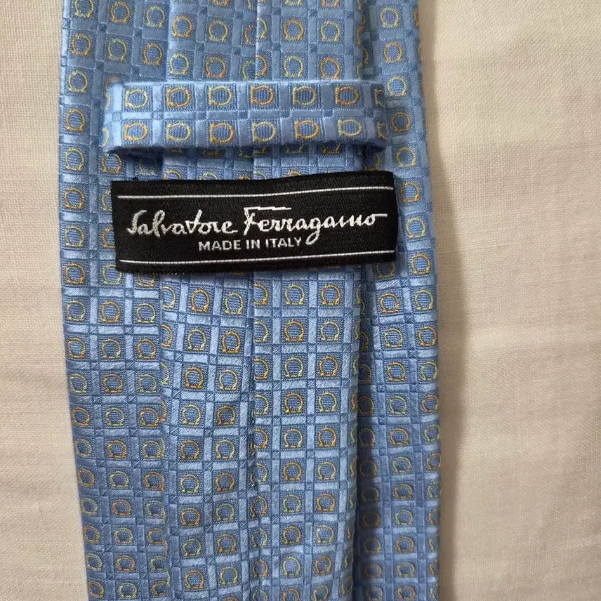 [BUNJANG] Salvatore Ferragamo Silk Tie / 페라가모 고급 넥타이(새상품)