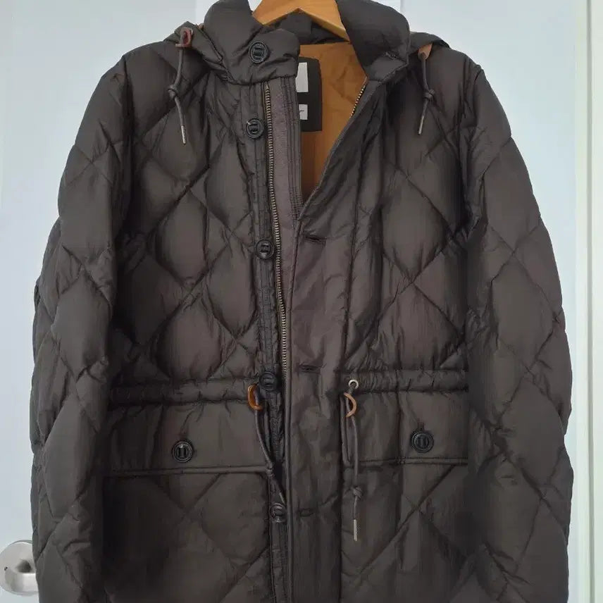 [BUNJANG] Hazzys Karakoram Goose Down Padding 25FW / 25fw 헤지스 카라코람 구스다운 패딩