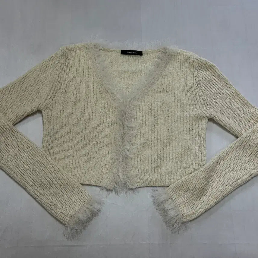 [BUNJANG] Diagonal Fur Trimming Cardigan / (OS)다이애그널 퍼 트리밍 가디건