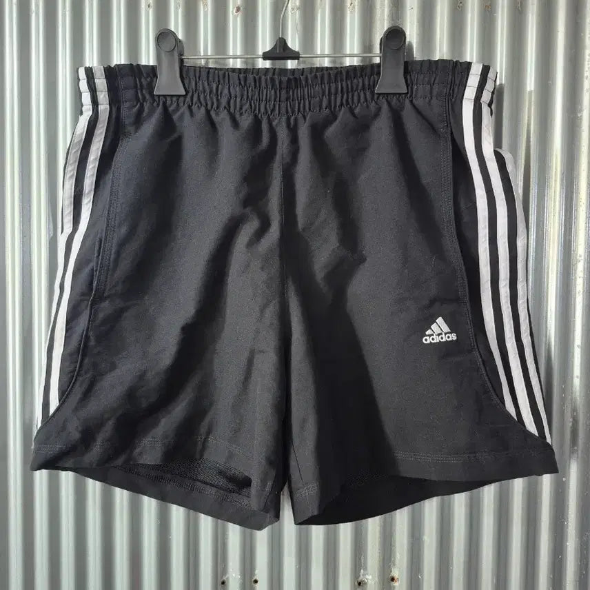 [BUNJANG] Adidas 3-Stripes Training Shorts Black / 100 아디다스 삼선 트레이닝 반바지 블랙