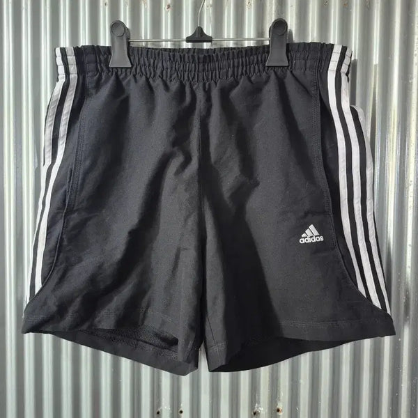 [BUNJANG] Adidas 3-Stripes Training Shorts Black / 100 아디다스 삼선 트레이닝 반바지 블랙