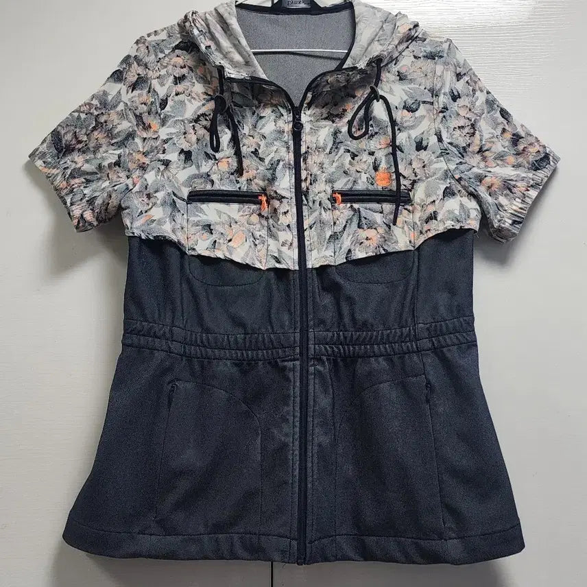 [BUNJANG] Lynx Women's Short-Sleeve Golf Jumper Size 95 / Lynx(골프)여성(반팔)점퍼(95)
