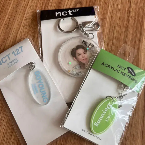 [BUNJANG] NCT 127 Doyoung Acrylic Keyring Set / NCT 127 아크릴 키링 도영