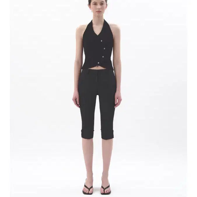 [BUNJANG] AbraMooa Soft Curved Knit Halter Top (Black) / 아비에무아 소프트 커브드 니트 홀터 탑 (블랙)